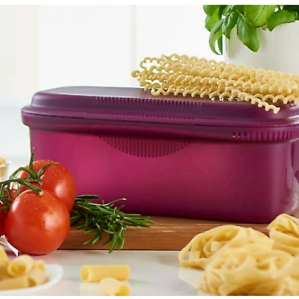 Tupperware microwave pasta maker